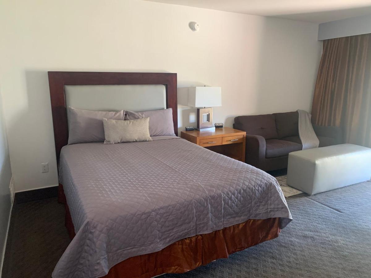 Ramada By Wyndham Holtville מראה חיצוני תמונה